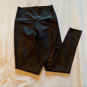 Matte liquid leggings